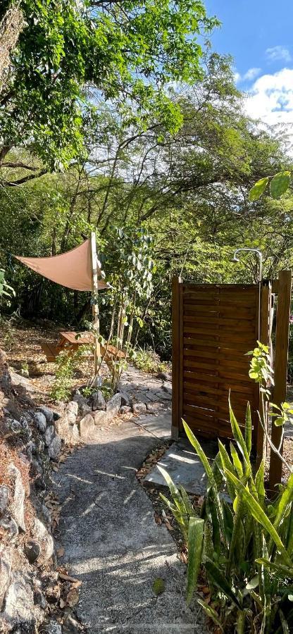 Location Gite Bungalow A 70M De La Plage Bouillante Eksteriør bilde